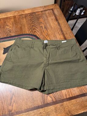Lee Women's Olive Green Flat-Front Shorts
